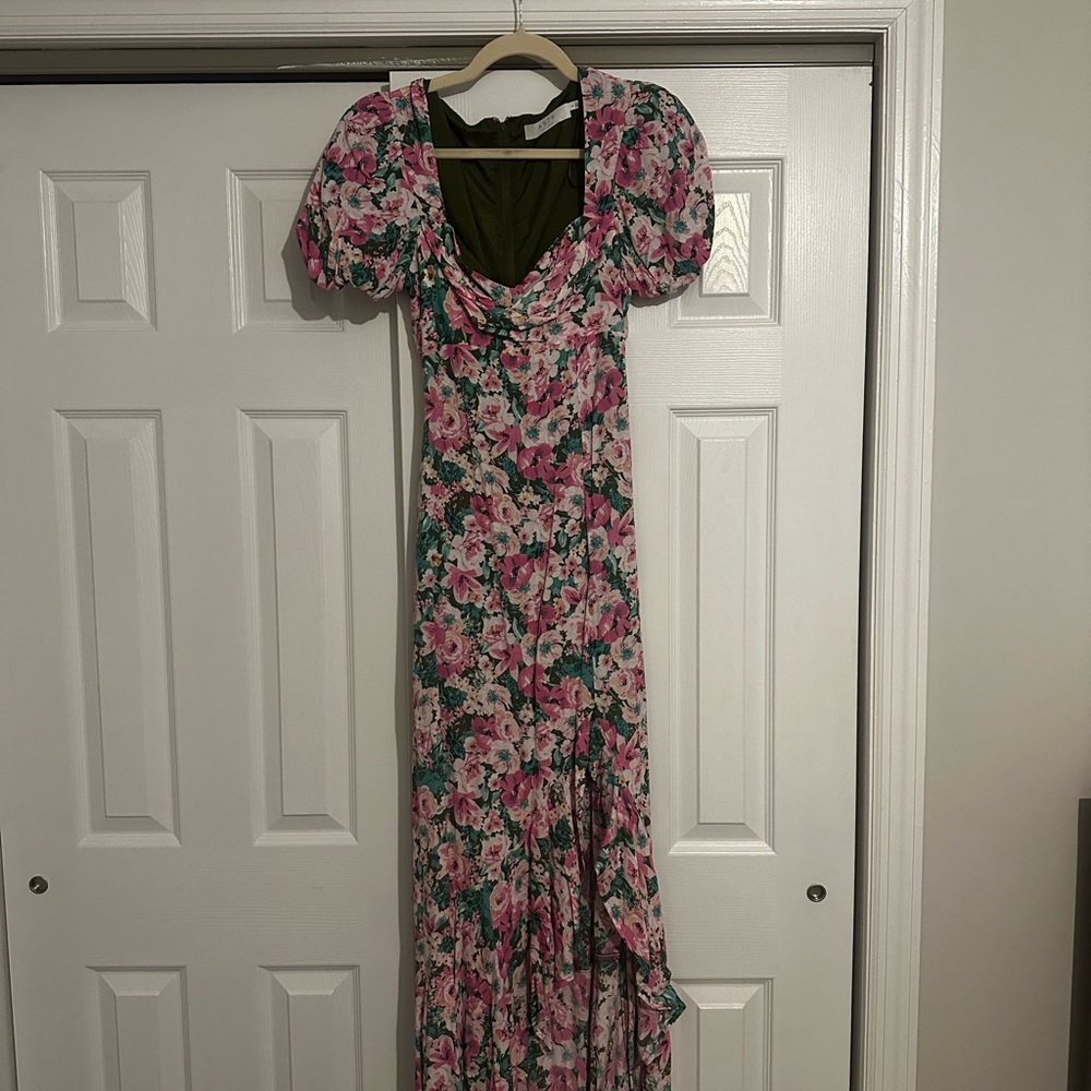 NWOT ASTR the Label Dayanara Pink and Green Maxi Dress